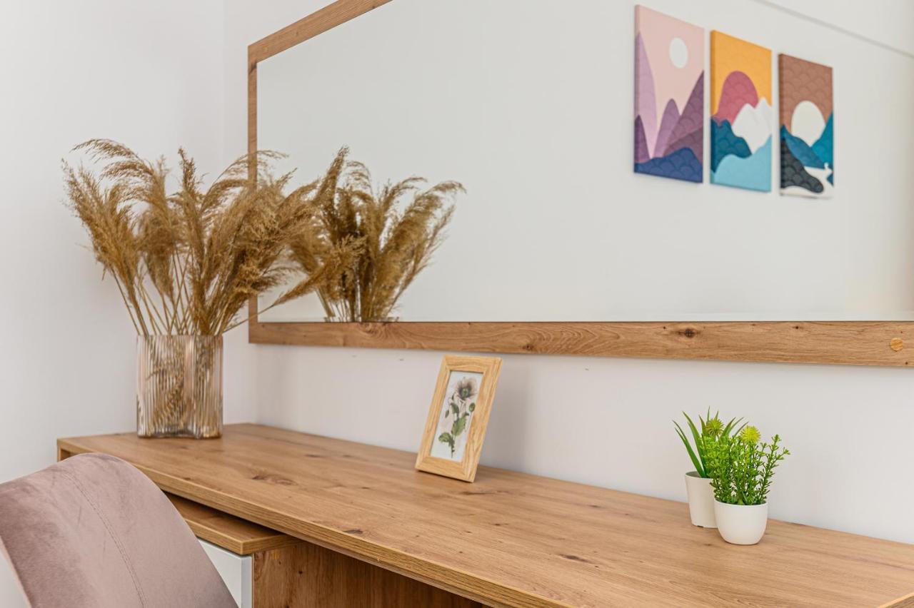 Isaran 2D4E Apartment Brasov Ngoại thất bức ảnh