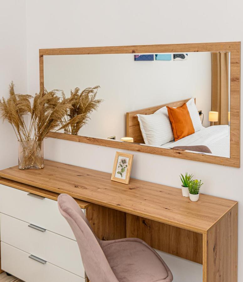 Isaran 2D4E Apartment Brasov Ngoại thất bức ảnh